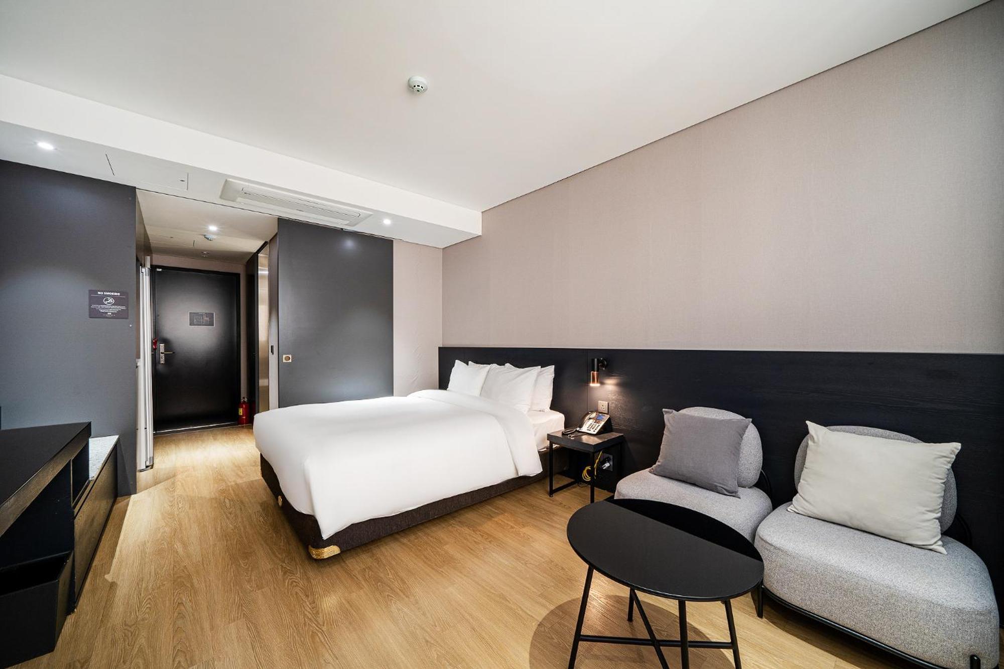 Rivertain Hotel Gyeongju Ngoại thất bức ảnh
