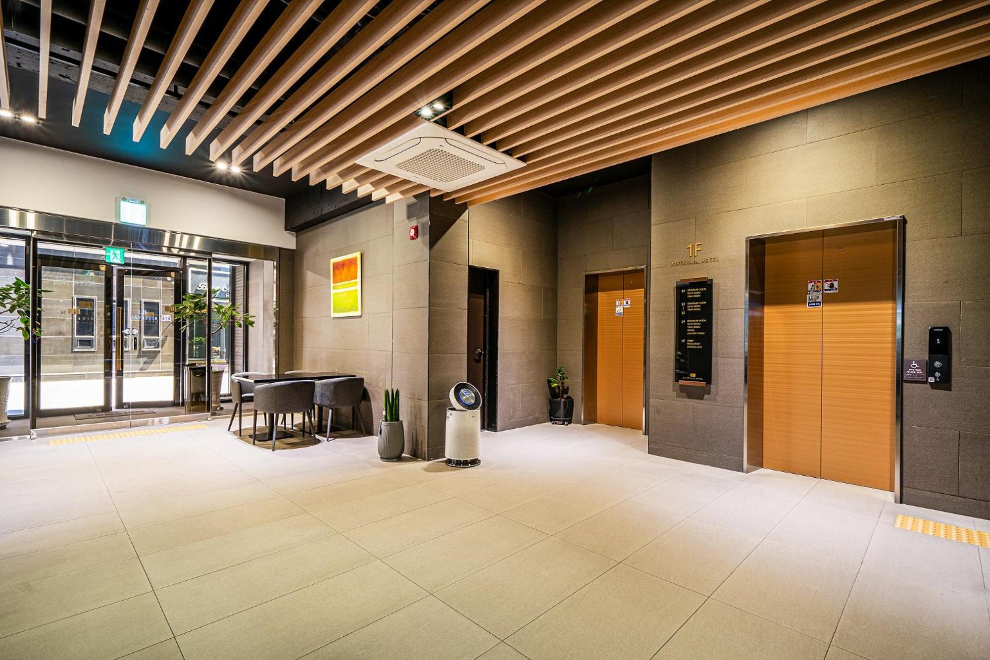 Rivertain Hotel Gyeongju Ngoại thất bức ảnh